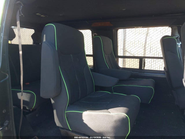 44183194 :رقم المزاد ، 2B6HB21X9VK566916 vin ، 1997 Dodge Ram Van 2500 Commercial مزاد بيع