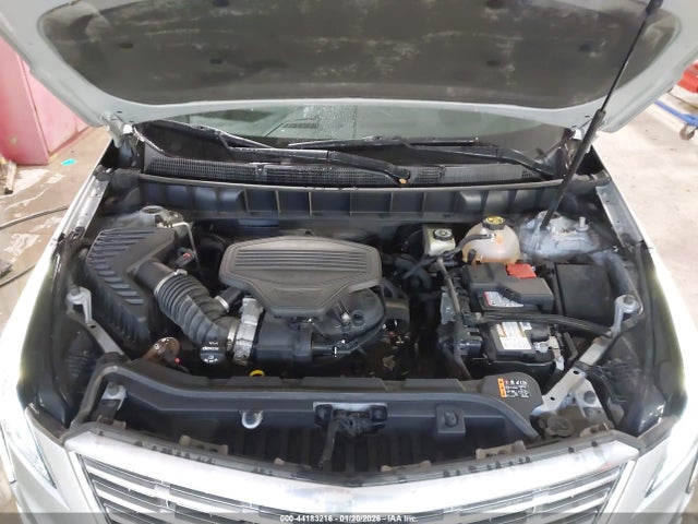 2017 CADILLAC XT5 1GYKNFRS8HZ121703 Photo 9