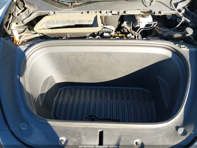 2021 TESLA MODEL Y 5YJYGDEE2MF108380 Photo 9