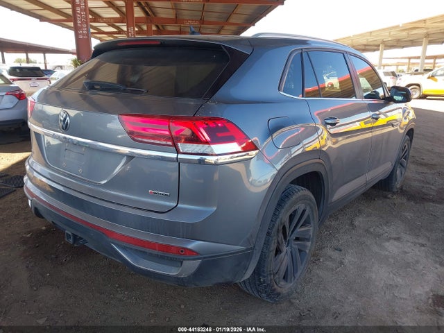 2022 VOLKSWAGEN ATLAS CROSS SPORT 1V2KE2CA7NC205233 Photo 3