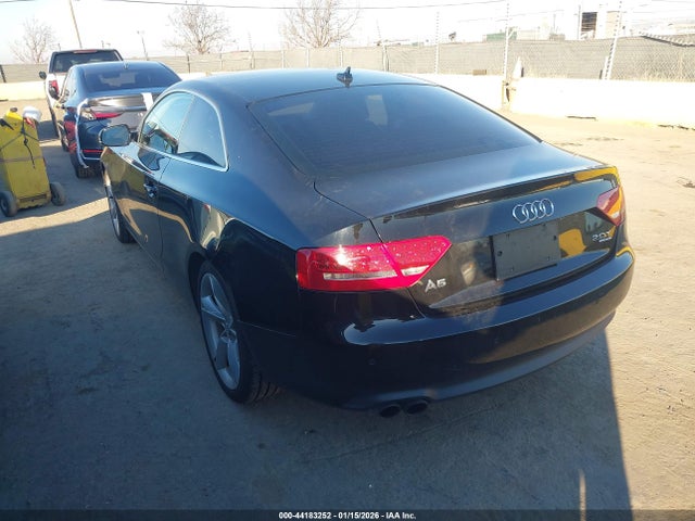2011 AUDI A5 WAULFAFR8BA006145 Photo 2