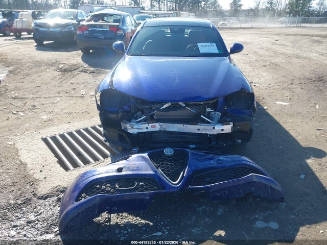 ZARFAMBN9N7662560 Alfa Romeo Giulia Ti Rwd