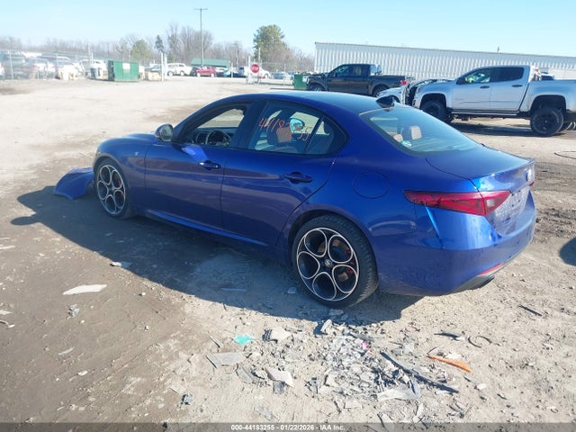 2022 ALFA ROMEO GIULIA ZARFAMBN9N7662560 Photo 2