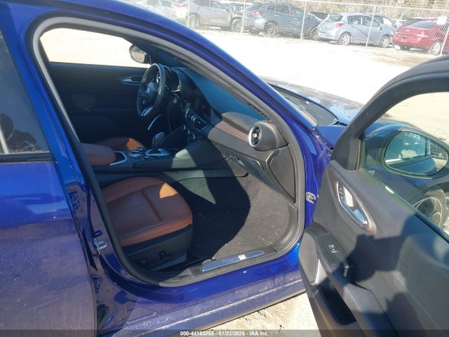 2022 ALFA ROMEO GIULIA ZARFAMBN9N7662560 Photo 4