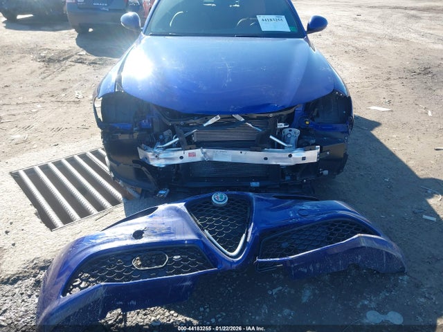 2022 ALFA ROMEO GIULIA ZARFAMBN9N7662560 Photo 5