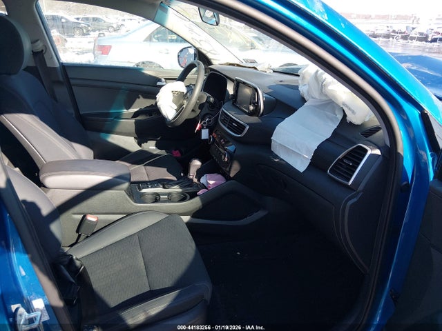 KM8J23A46KU950291 Hyundai TUCSON SE