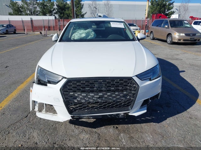 WAUGNAF43HN009626 Audi A4 2.0t Premium