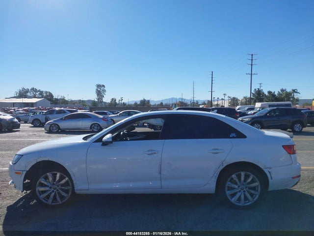 WAUGNAF43HN009626 Audi A4 2.0t Premium