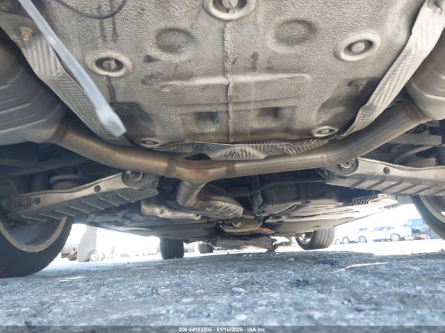 WAUGNAF43HN009626 Audi A4 2.0t Premium