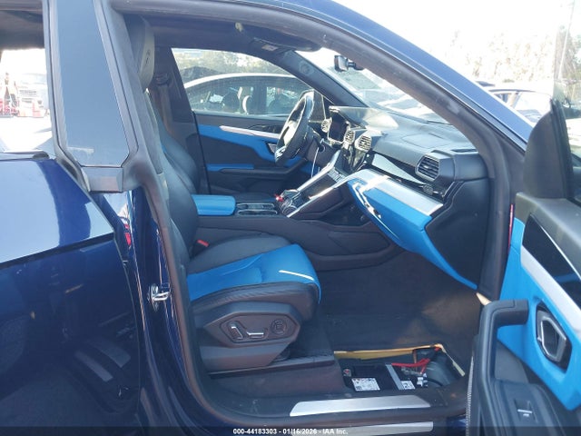 2019 LAMBORGHINI URUS ZPBUA1ZL7KLA02307 Photo 4