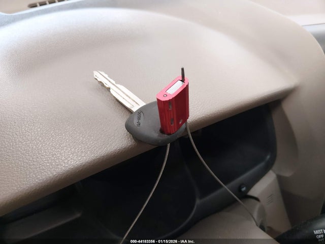 2008 KIA SPORTAGE KNDJF724287507979 Photo 10