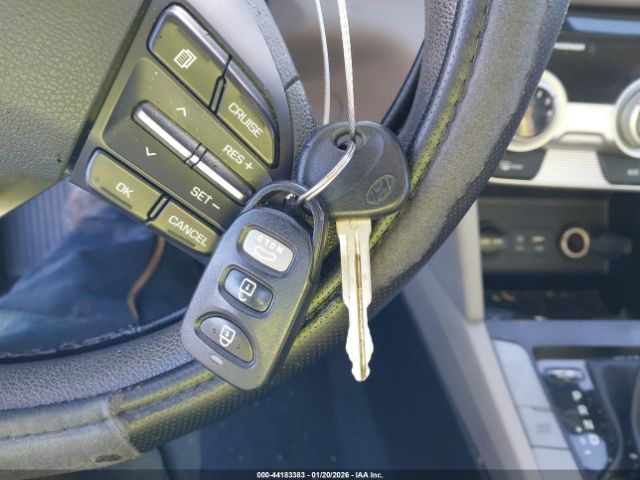 2019 HYUNDAI ELANTRA KMHD84LF5KU746002 Photo 10