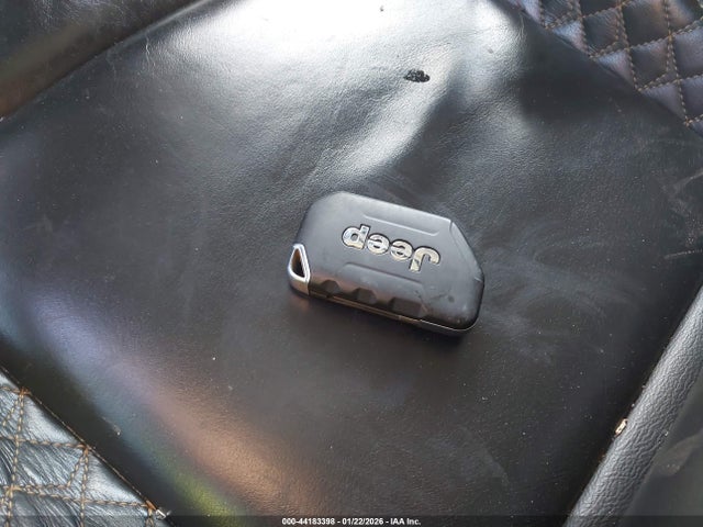 44183398 :رقم المزاد ، 1C4JJXP64MW686213 vin ، 2021 Jeep Wrangler 4xe Unlimited High Altitude 4x4 مزاد بيع