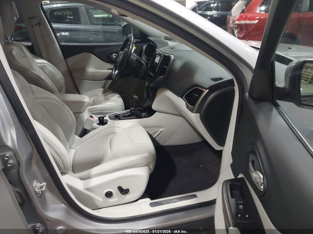 2019 JEEP CHEROKEE 1C4PJMDX8KD106024 Photo 4