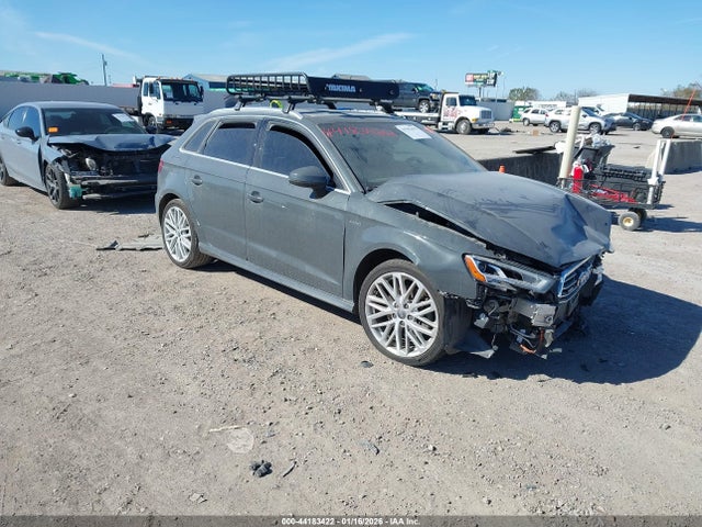 2018 AUDI A3 E-TRON WAUTPBFF3JA070228