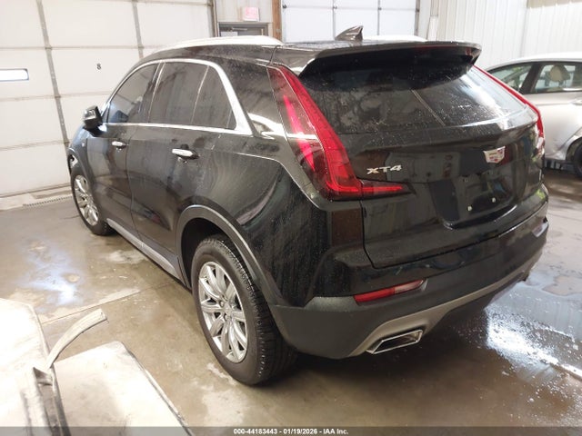 2019 CADILLAC XT4 1GYFZCR44KF102015 Photo 2