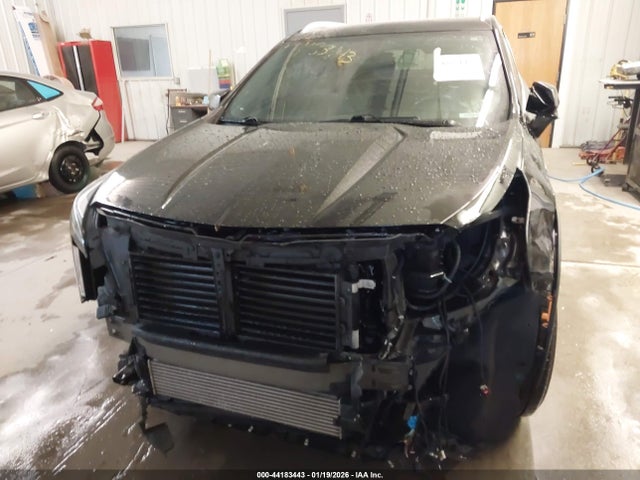 2019 CADILLAC XT4 1GYFZCR44KF102015 Photo 5