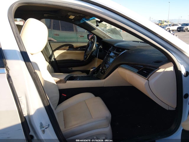 2017 CADILLAC CTS 1G6AR5SX3H0139412 Photo 4