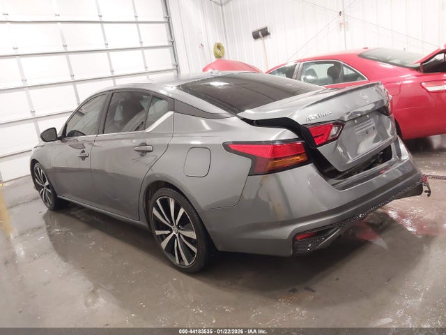 1N4BL4CV9KC140585 Nissan Altima 2.5 Sr