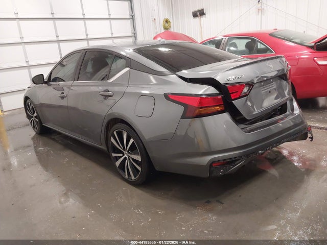 2019 NISSAN ALTIMA 1N4BL4CV9KC140585 Photo 2
