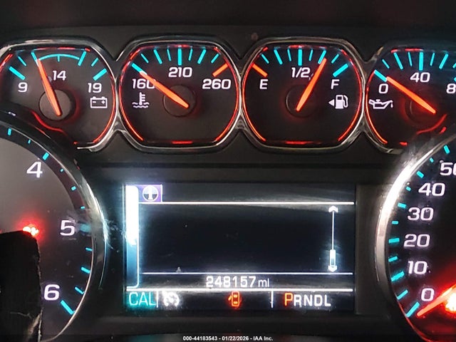 Chevrolet Suburban Lt 2018 1GNSCHKC9JR370910 Image 16