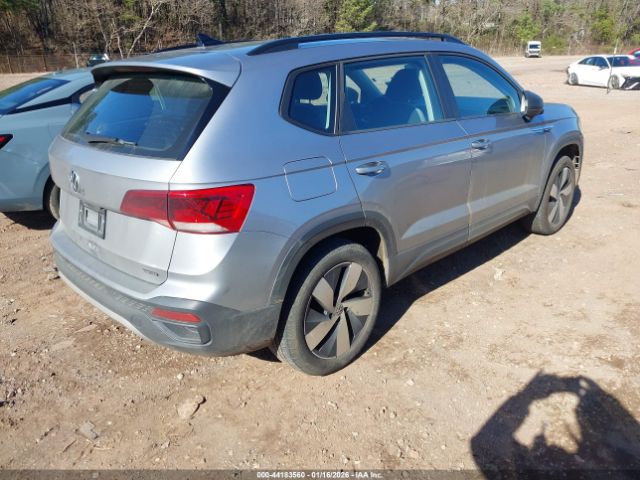 2024 VOLKSWAGEN TAOS 3VV8X7B24RM018695 Photo 3