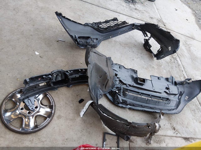 2HKRM4H35FH622090 Honda CR-V LX