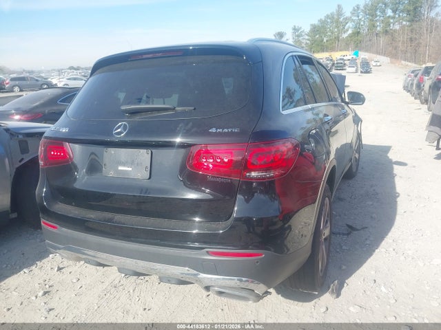 44183612 :رقم المزاد ، W1N0G8EB5NV395946 vin ، 2022 Mercedes-benz Glc 300 4matic Suv مزاد بيع