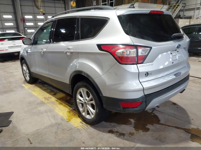 Ford ESCAPE SE 2018 1FMCU0GD2JUD06570 Image 3