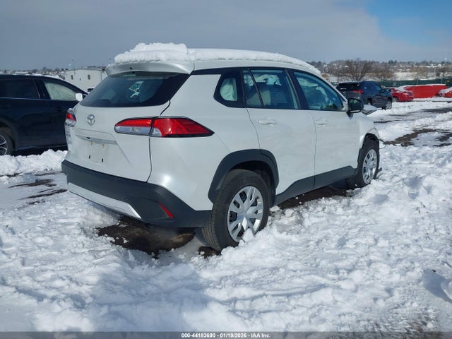 2024 TOYOTA COROLLA CROSS 7MUAAAAG0RV098661 Photo 3