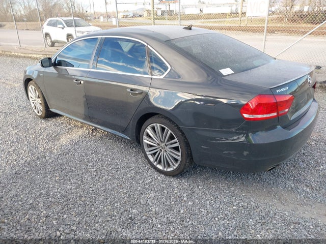 2014 VOLKSWAGEN PASSAT 1VWBT7A38EC083343 Photo 2
