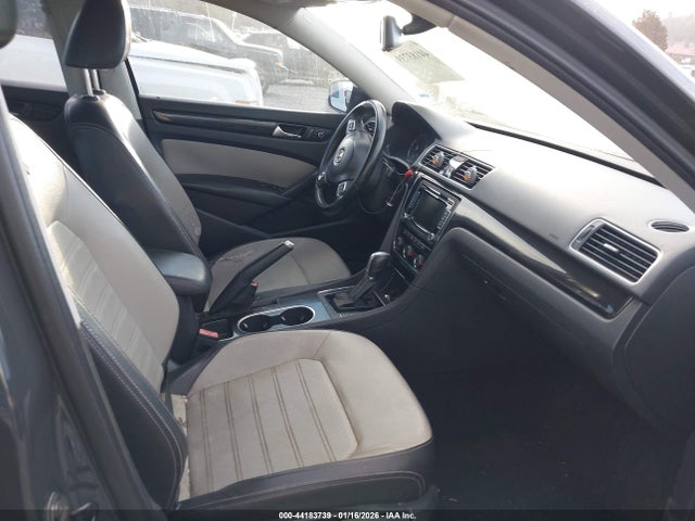 2014 VOLKSWAGEN PASSAT 1VWBT7A38EC083343 Photo 4