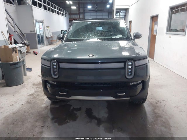 Rivian R1s Adventure 2023 7PDSGABA1PN013944 Image 12