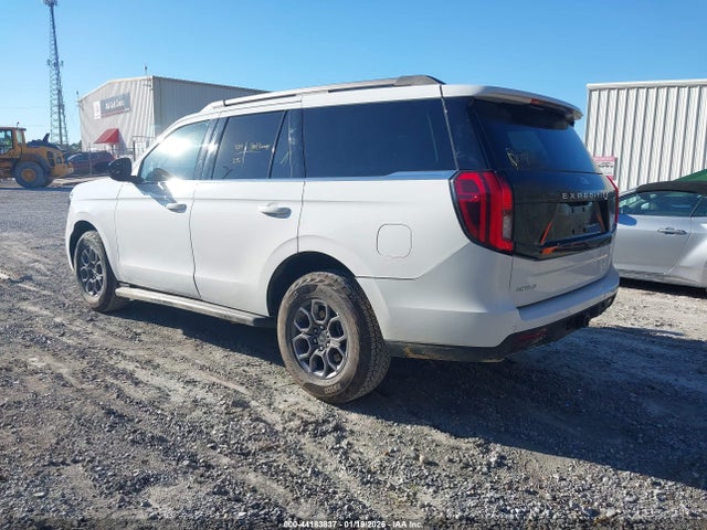 1FMJU1H81SEA44910 Ford Expedition Active