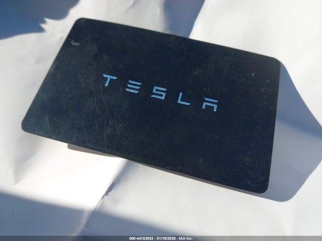 2024 TESLA MODEL Y 7SAYGDEE4RF066207 Photo 10