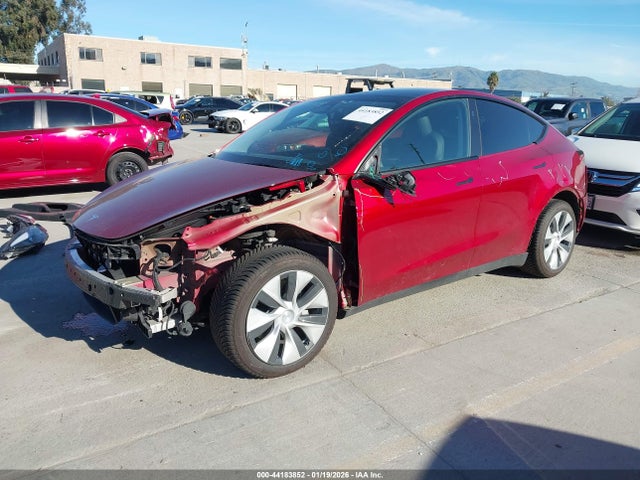 2024 TESLA MODEL Y 7SAYGDEE4RF066207 Photo 1