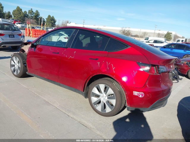 2024 TESLA MODEL Y 7SAYGDEE4RF066207 Photo 2