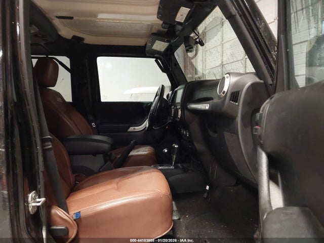 1C4BJWFG1JL822285 Jeep Wrangler Jk Unlimited Rubicon 4x4