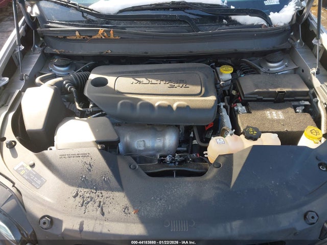 44183880 :رقم المزاد ، 1C4PJMCBXLD616995 vin ، 2020 Jeep Cherokee Latitude 4x4 مزاد بيع