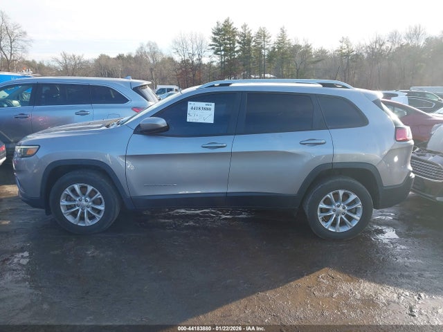44183880 :رقم المزاد ، 1C4PJMCBXLD616995 vin ، 2020 Jeep Cherokee Latitude 4x4 مزاد بيع