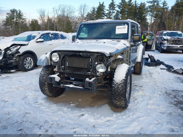 1C4BJWEG5GL148409 Jeep Wrangler Unlimited Sahara
