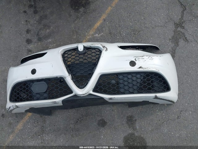 Aukcja sprzedaży 2018 Alfa Romeo Giulia Ti Sport Rwd, vin: ZARFAECNXJ7564913, numer aukcji: 44183923