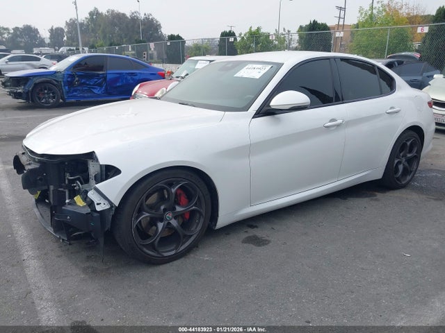 Aukcja sprzedaży 2018 Alfa Romeo Giulia Ti Sport Rwd, vin: ZARFAECNXJ7564913, numer aukcji: 44183923