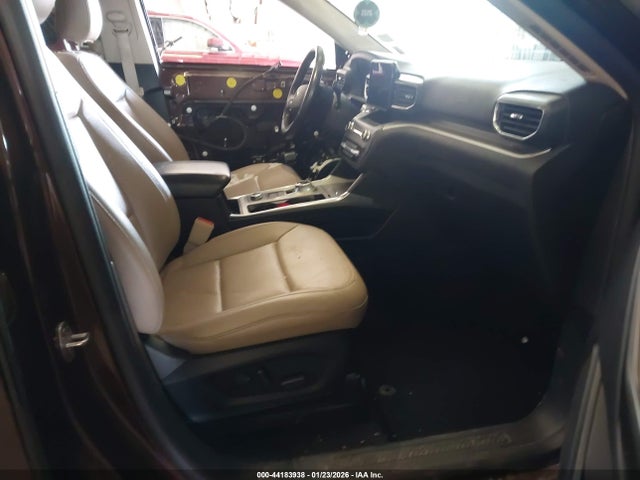 2020 FORD EXPLORER 1FMSK8DH6LGC19327 Photo 4