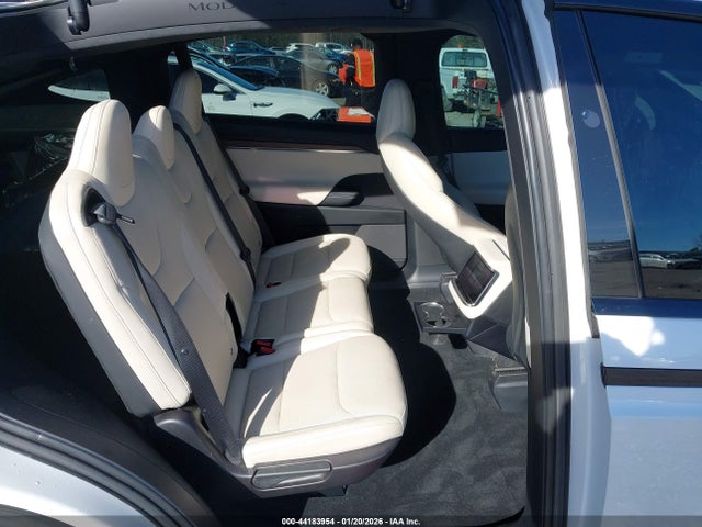 Продажа на аукционе авто 2023 Tesla Model X Dual Motor All-wheel Drive/standard Range, vin: 7SAXCDE58PF368989, номер лота: 44183954