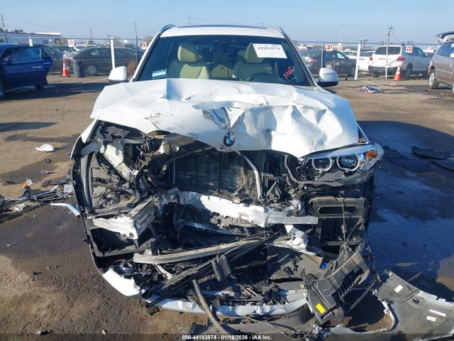 5UXTR9C57KLR07049 BMW X3 Xdrive30i