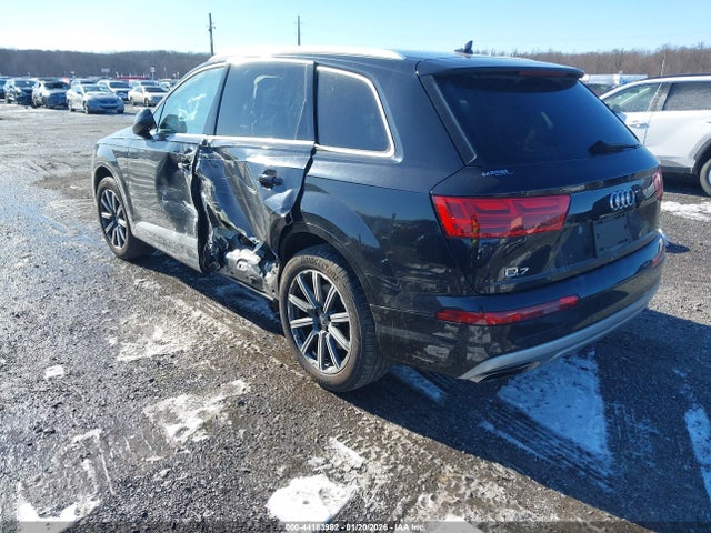 2019 AUDI Q7 WA1LHAF71KD028346 Photo 2