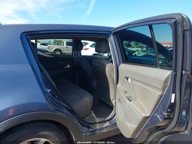 KNDPBCAC9G7851010 KIA Sportage Lx