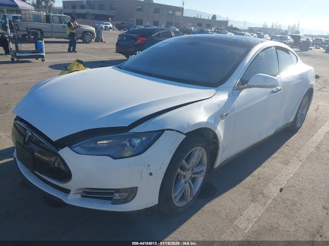 2014 TESLA MODEL S 5YJSA1S11EFP41087 Photo 1