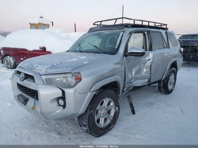 JTEBU5JR4G5330529 Toyota 4RUNNER SR5